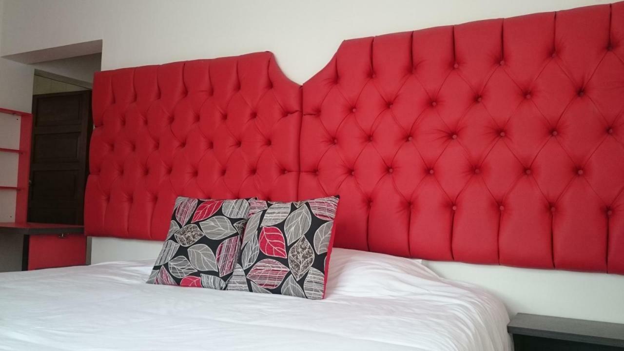 Suites+Arte Кито Экстерьер фото
